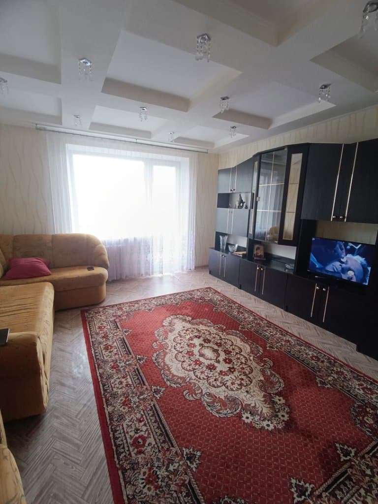 3-х комнатная квартира Строитель