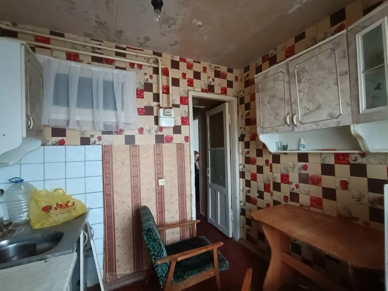 2-х комнатная квартира, ЦГР, ул. Кирова 22