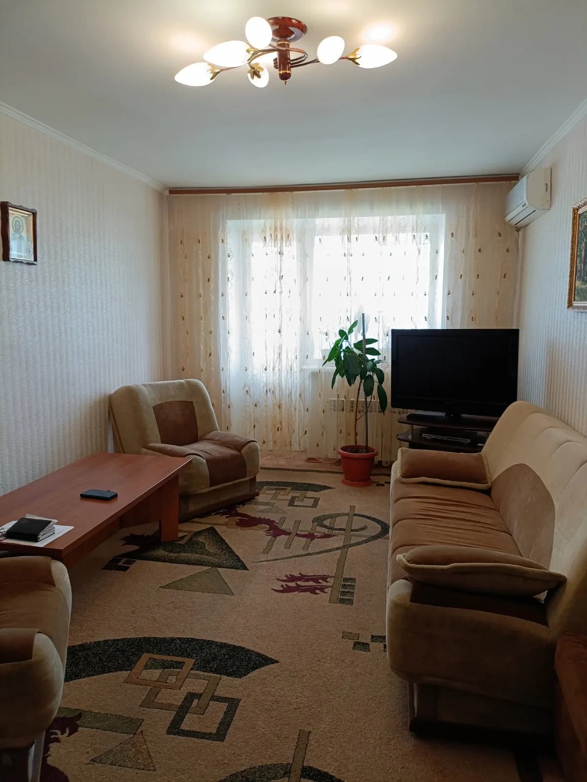 ул. Гагарина 42, 4-х ком. Кв-ра, ЦГР
