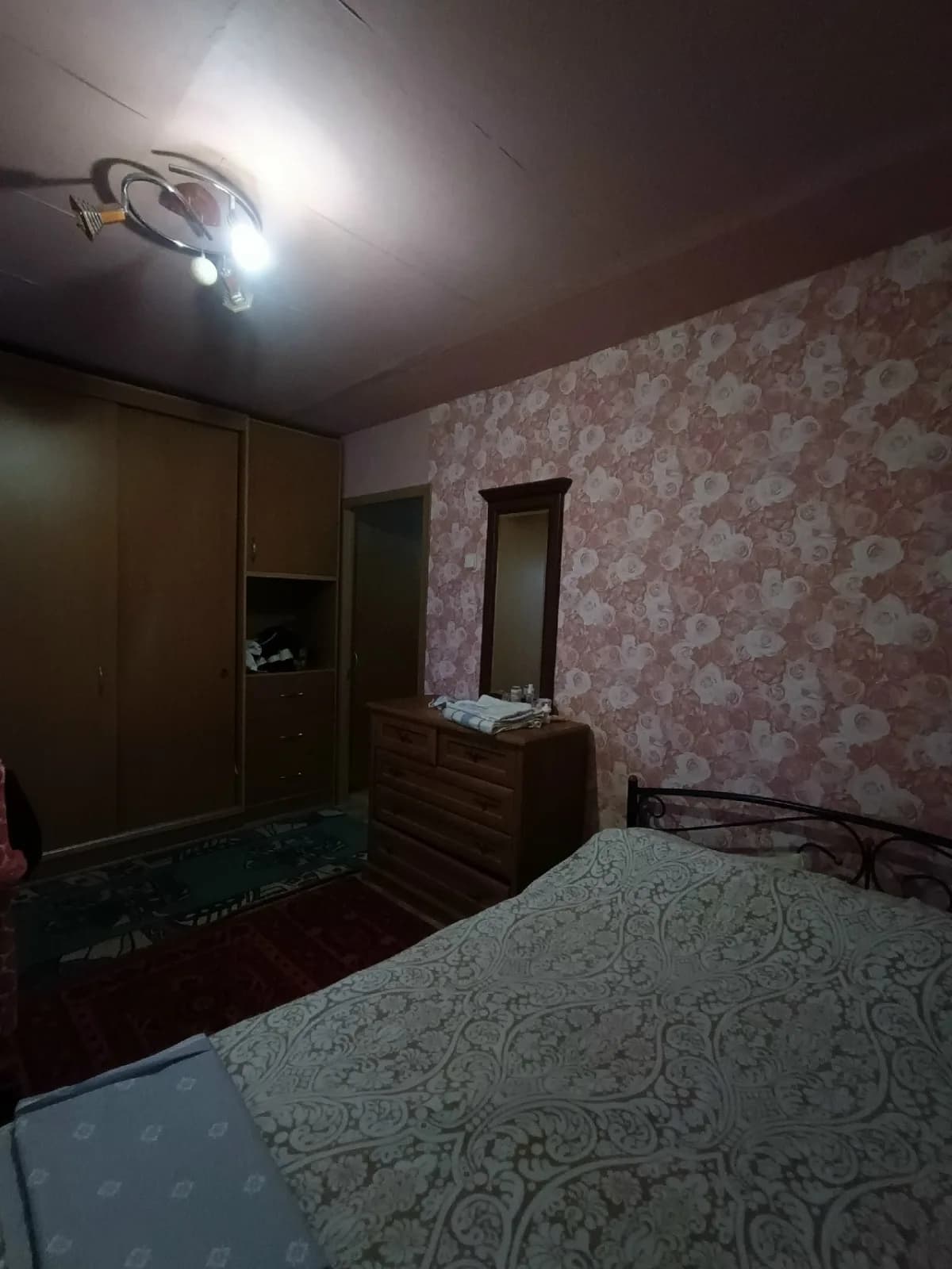 2-х комнатная квартира, ж/м Строитель, ул. Оленина 12