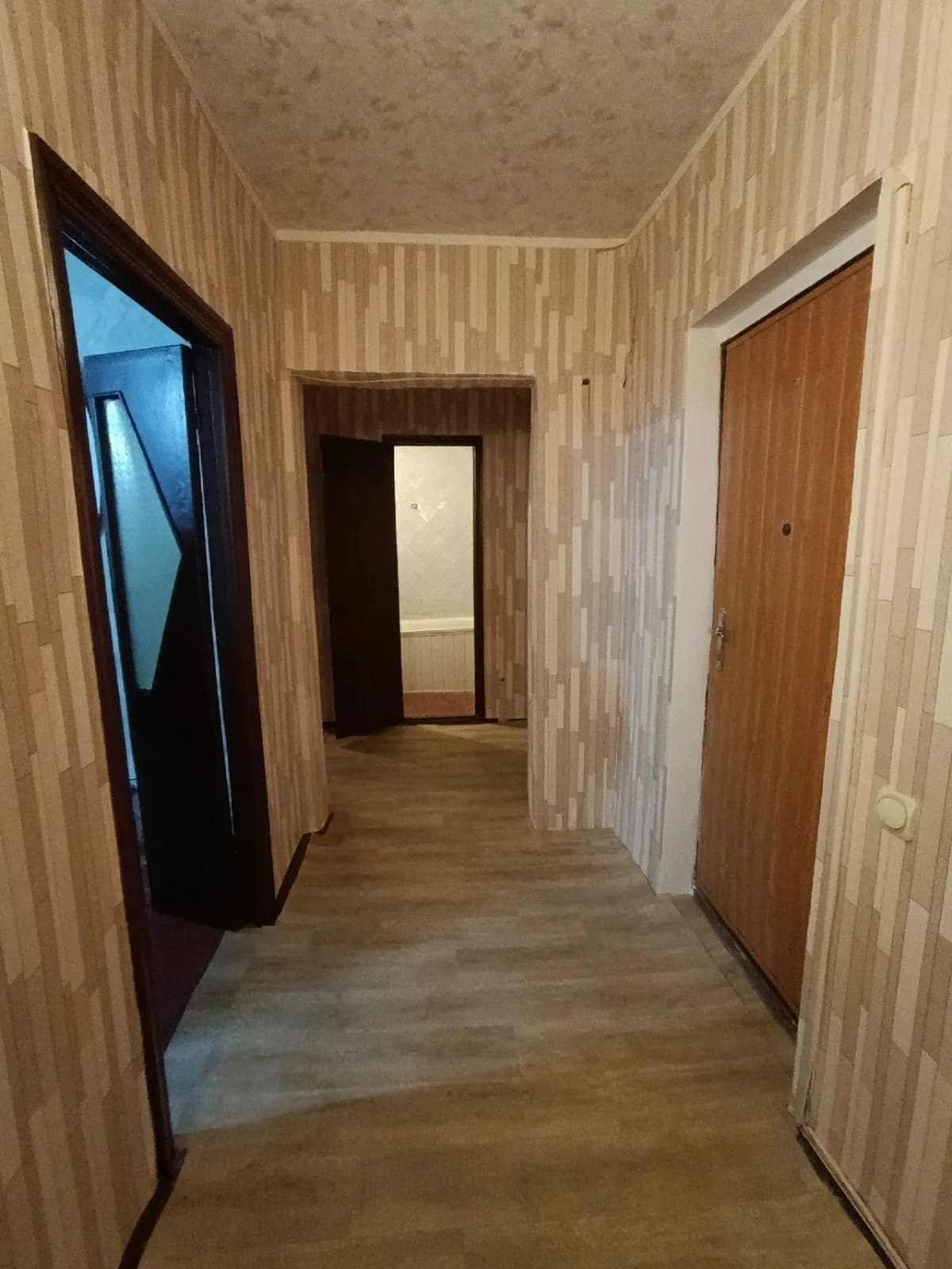 2-х комнатная квартира, х/м Строитель, ул. Жукова 14