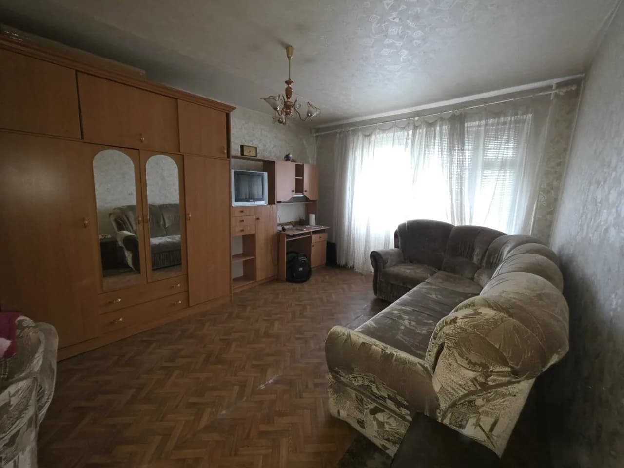 1 -но.квартира пр-кт. Ленина 146 а